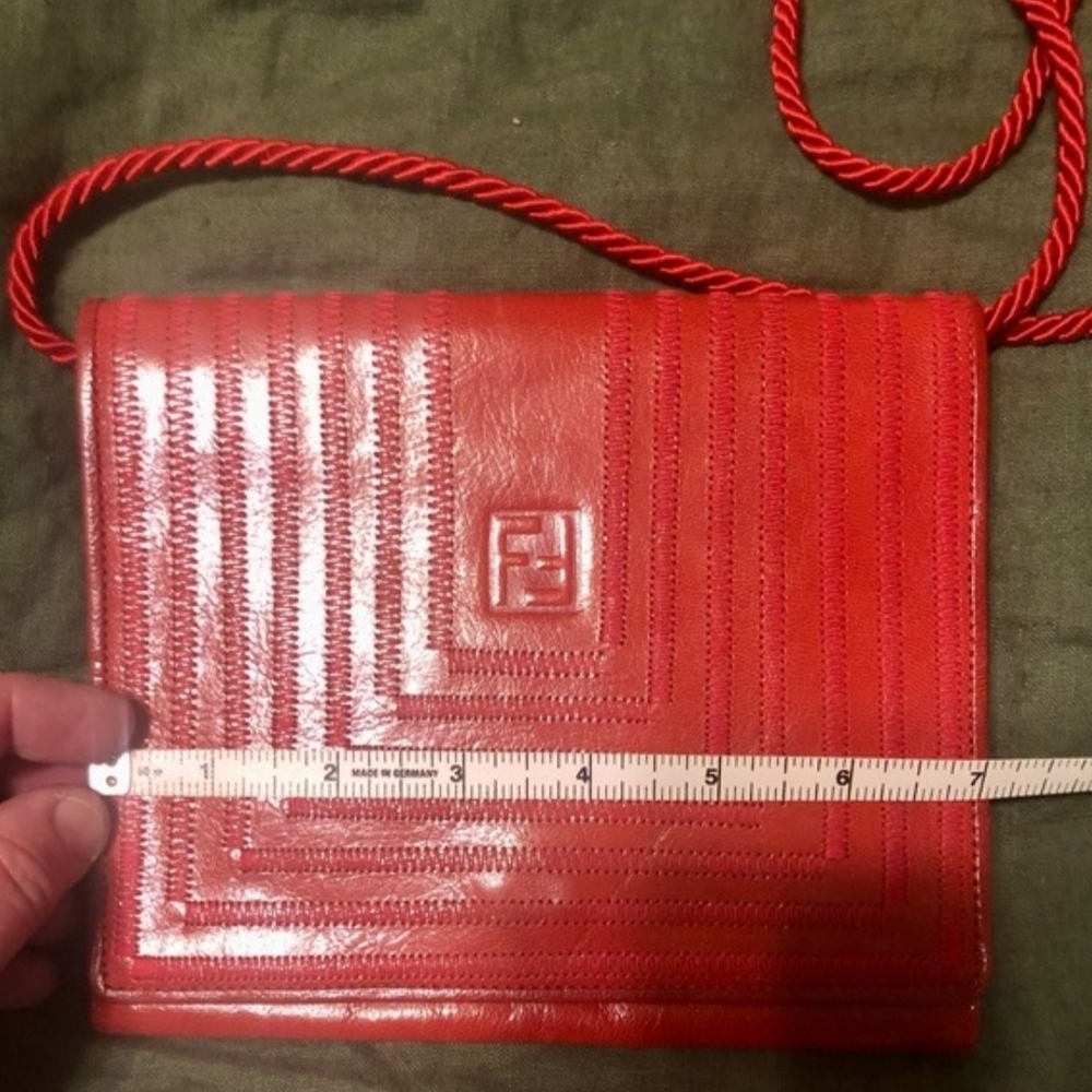 NWOT Fendi Vintage Red Embossed Logo Leather Crossbody Bag w/Cert Card - Picture 13 of 15